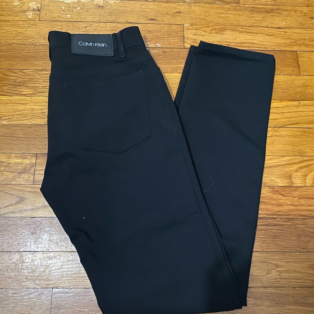 Calvin Klein straight leg pants size 28